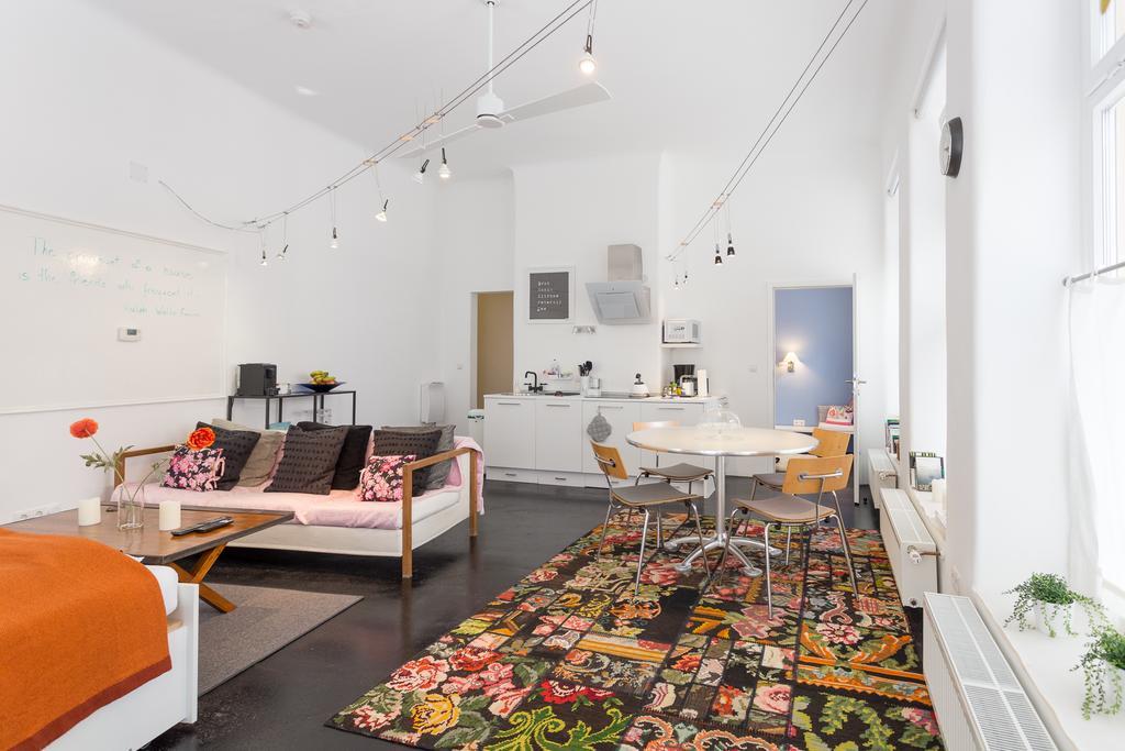 Streetview Wien - Premium Apartment Beim Belvedere Номер фото
